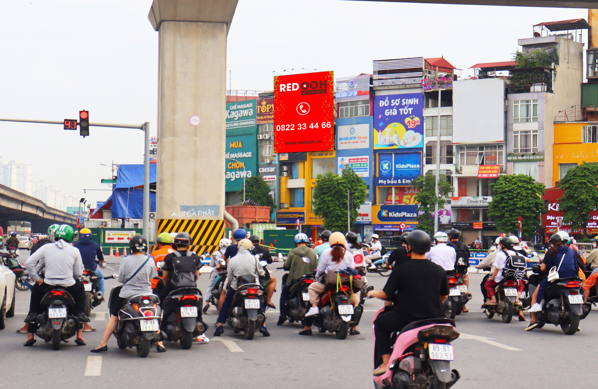 26-28 Nguyễn Xiển